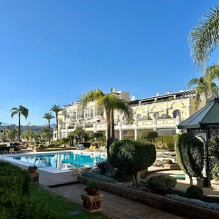 Fabulous Ground Floor In Aloha Gardens Marbella
